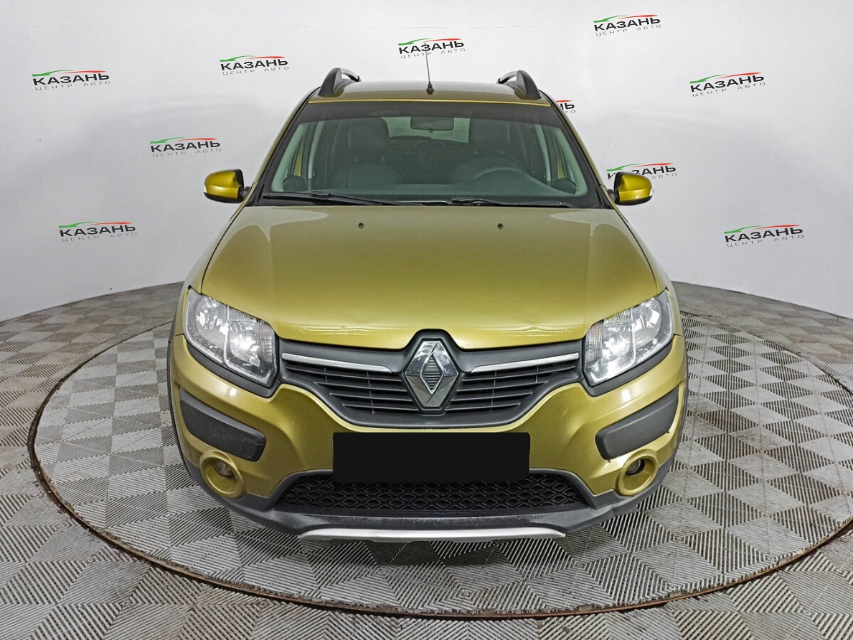 Рено Сандеро б/у, 2017, Механическая. Фото: #1