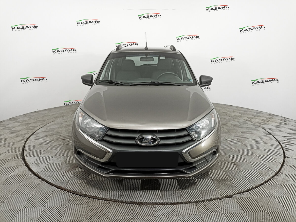 Лада (ВАЗ) Гранта б/у, 2019, Механическая. Фото: #1