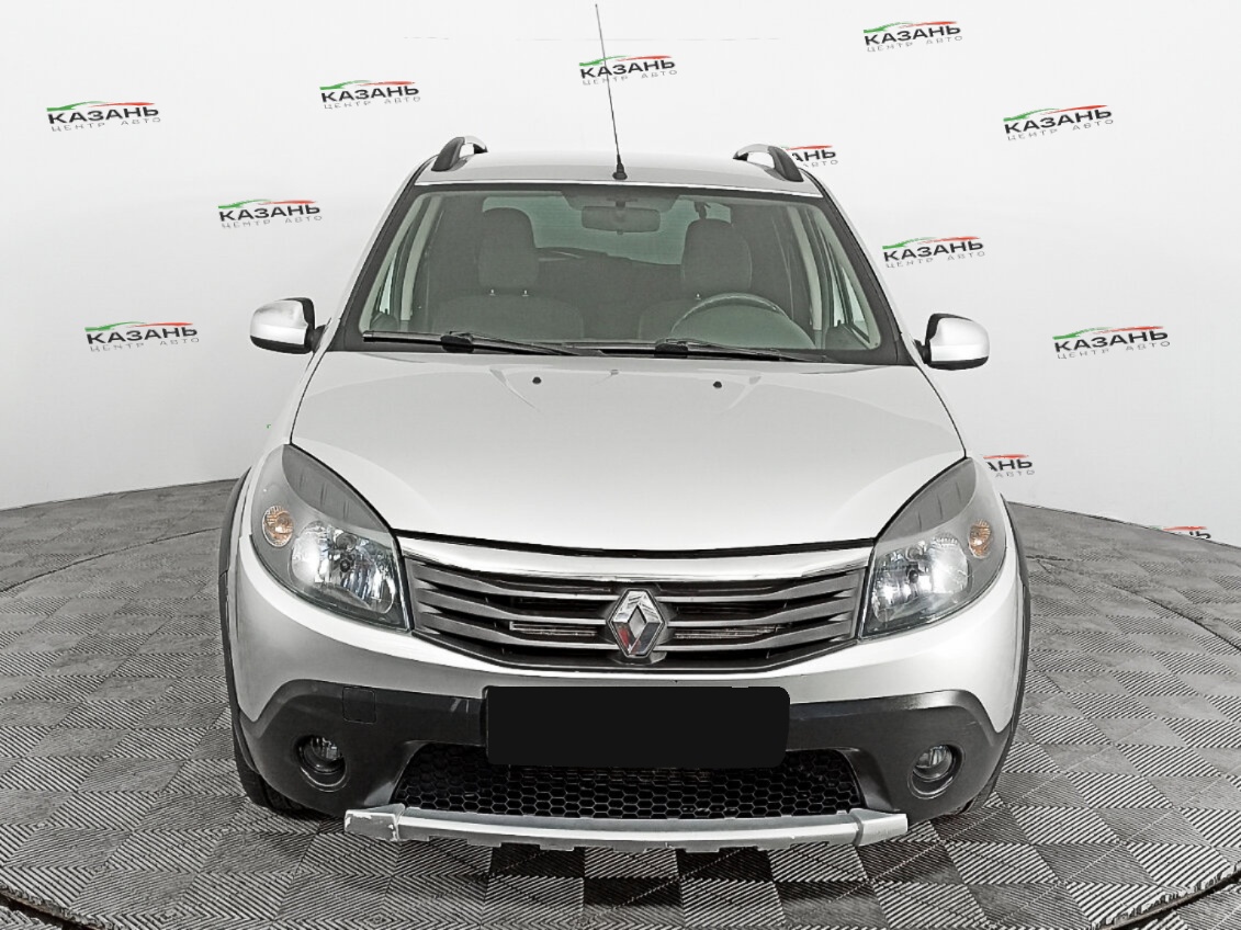 Рено Сандеро б/у, 2013, Автоматическая. Фото: #1