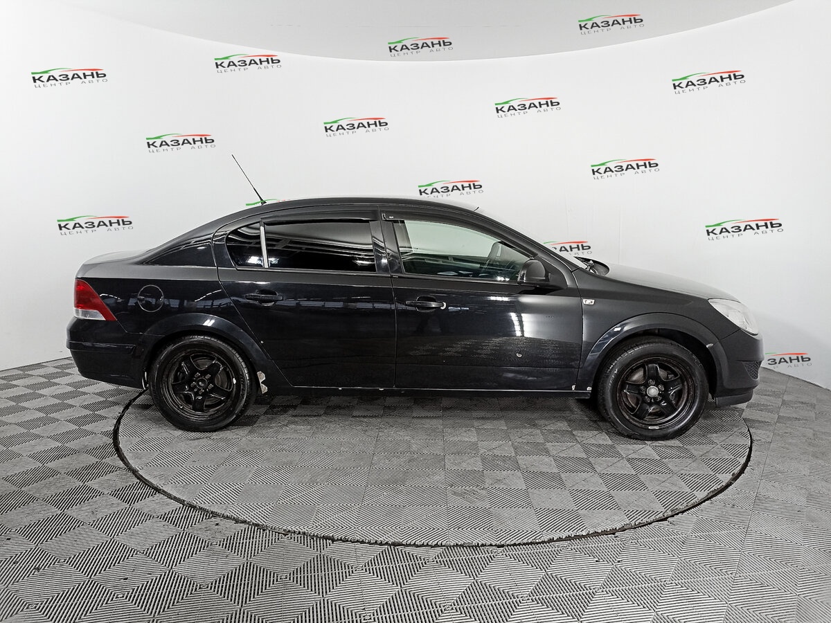 Опель Астра б/у, 2012, Механическая. Фото: #3