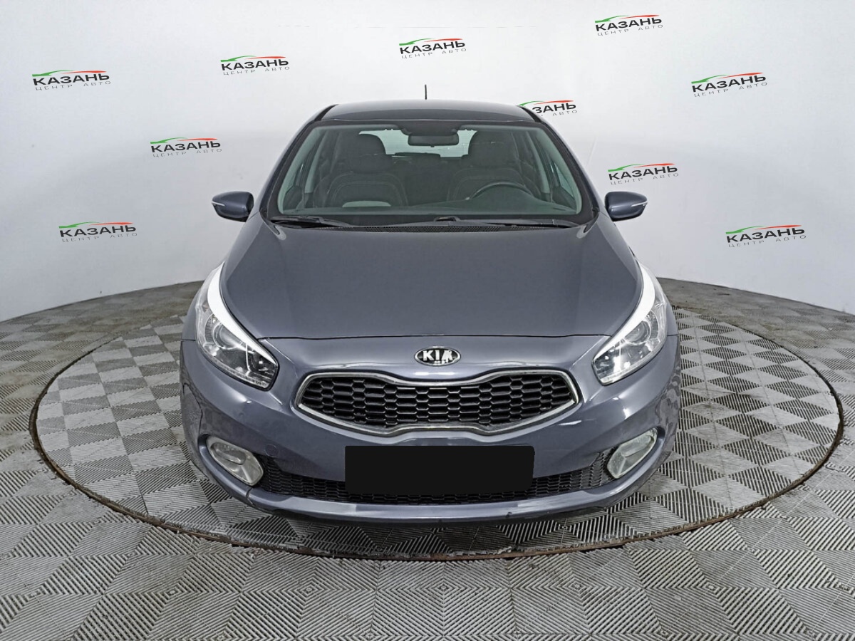 Киа Сид б/у, 2014, Автоматическая. Фото: #1