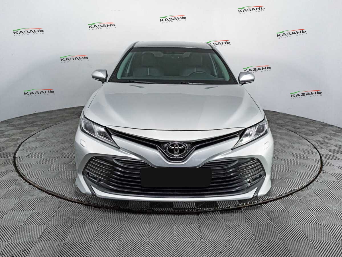 Toyota Camry б/у, 2019, Автоматическая. Фото: #1