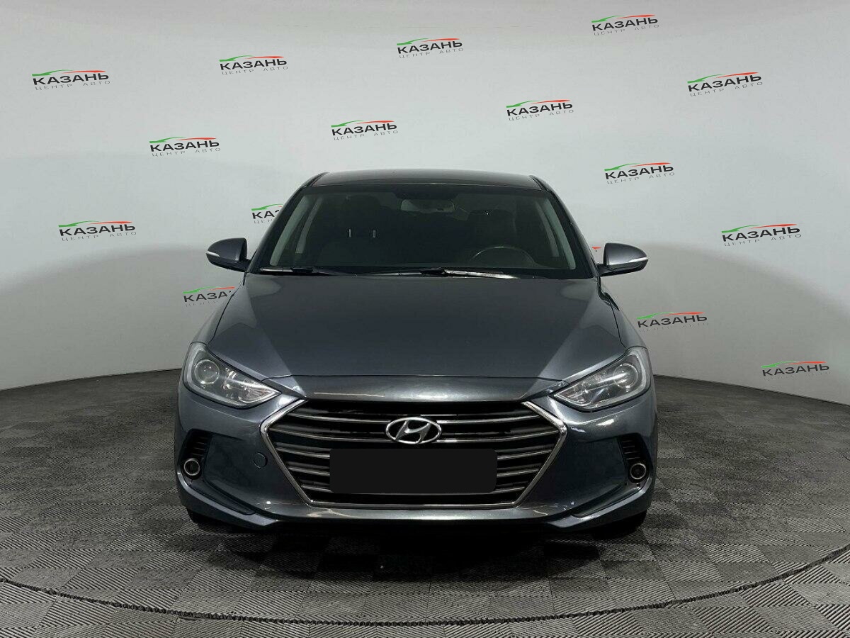 Хендай Елантра б/у, 2018, Автоматическая. Фото: #1