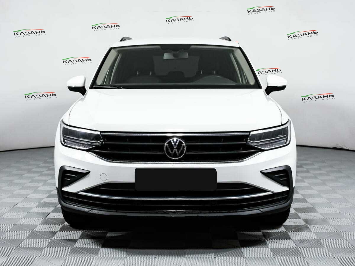 Volkswagen Tiguan б/у, 2021, Роботизированная. Фото: #1