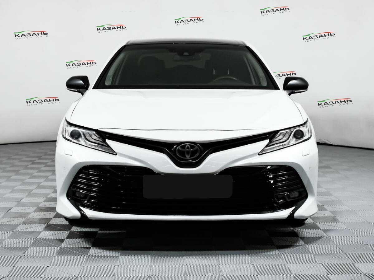 Toyota Camry б/у, 2019, Автоматическая. Фото: #1