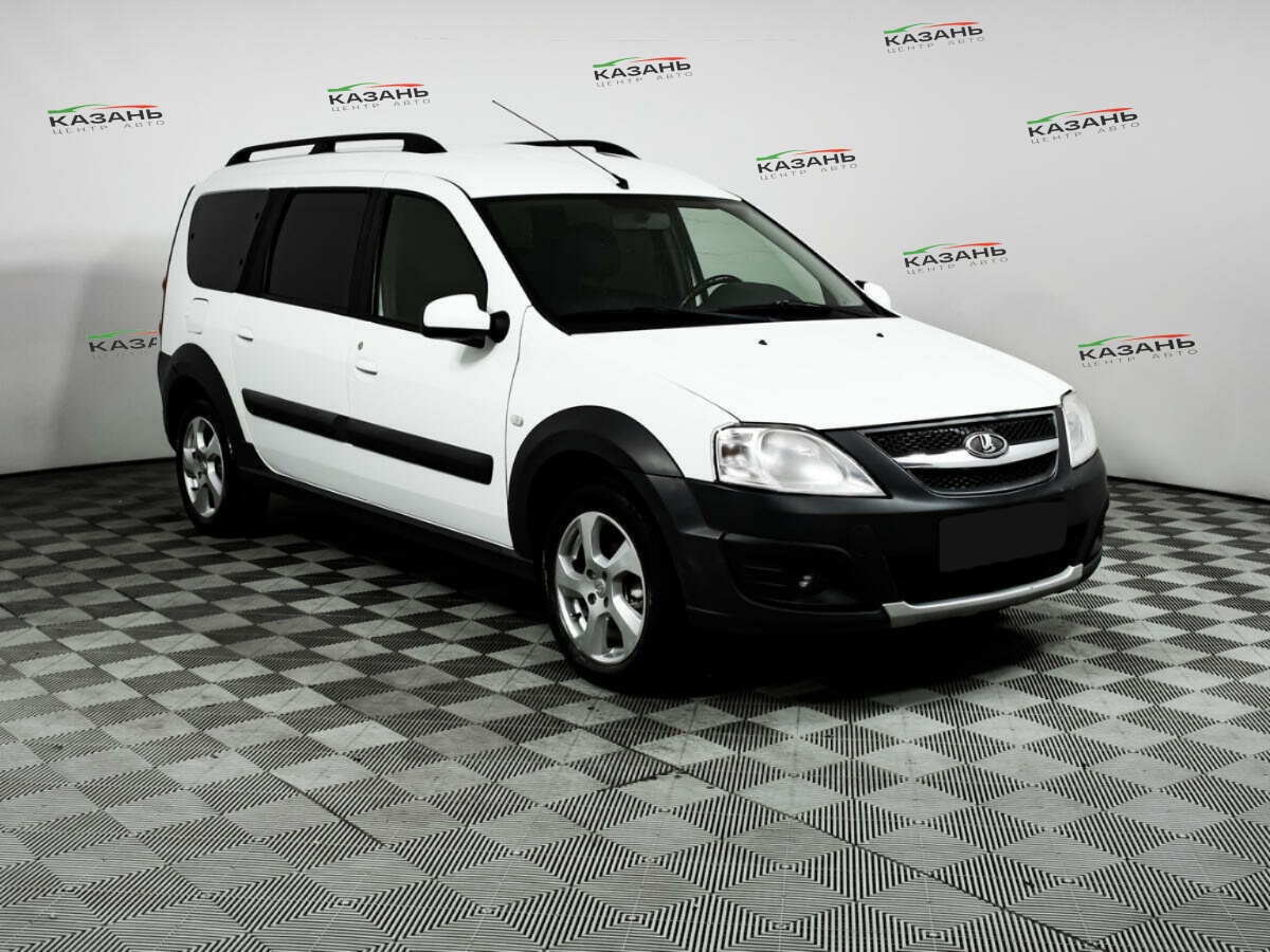 Лада (ВАЗ) Ларгус б/у, 2018, Механическая. Фото: #2