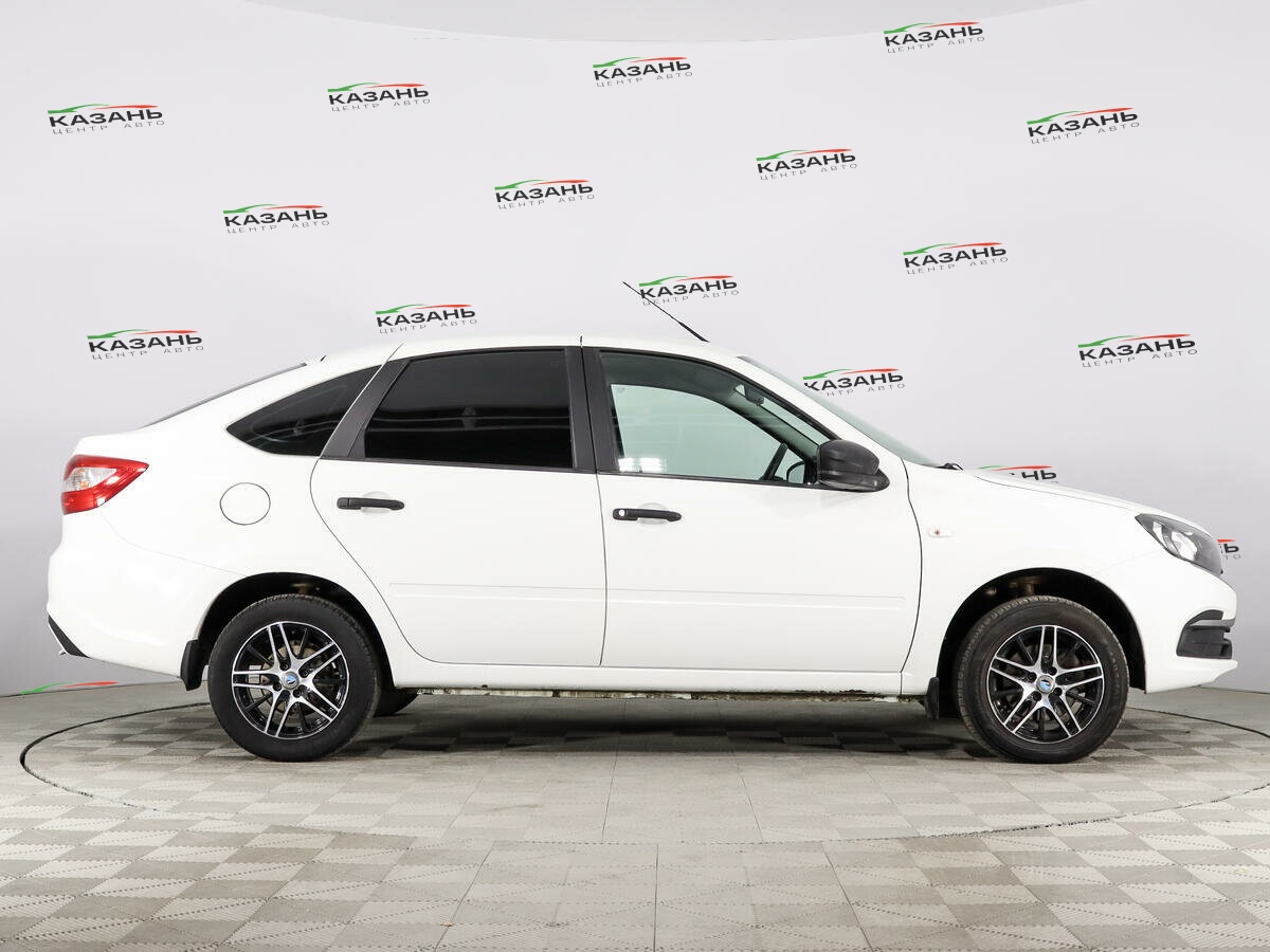 Лада (ВАЗ) Гранта б/у, 2019, Механическая. Фото: #3