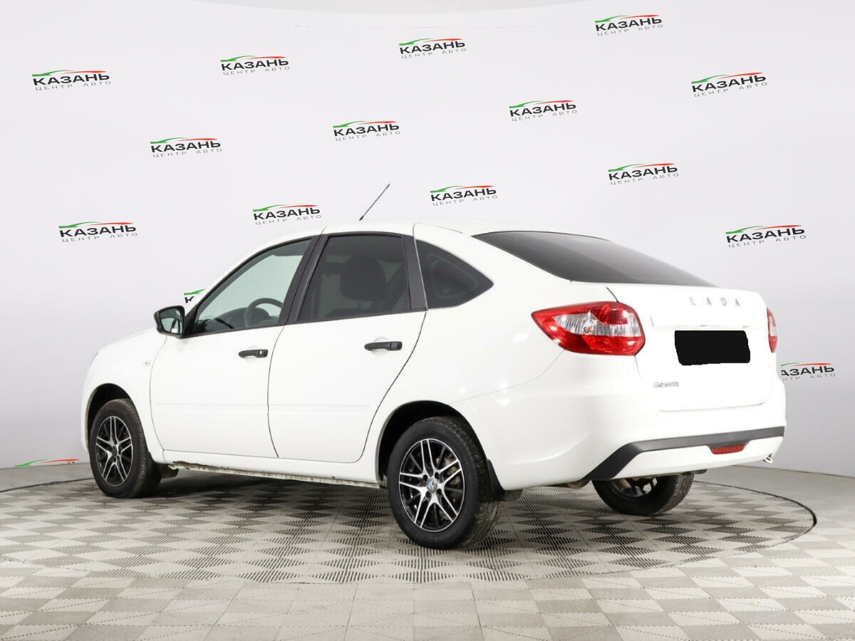 Лада (ВАЗ) Гранта б/у, 2019, Механическая. Фото: #6