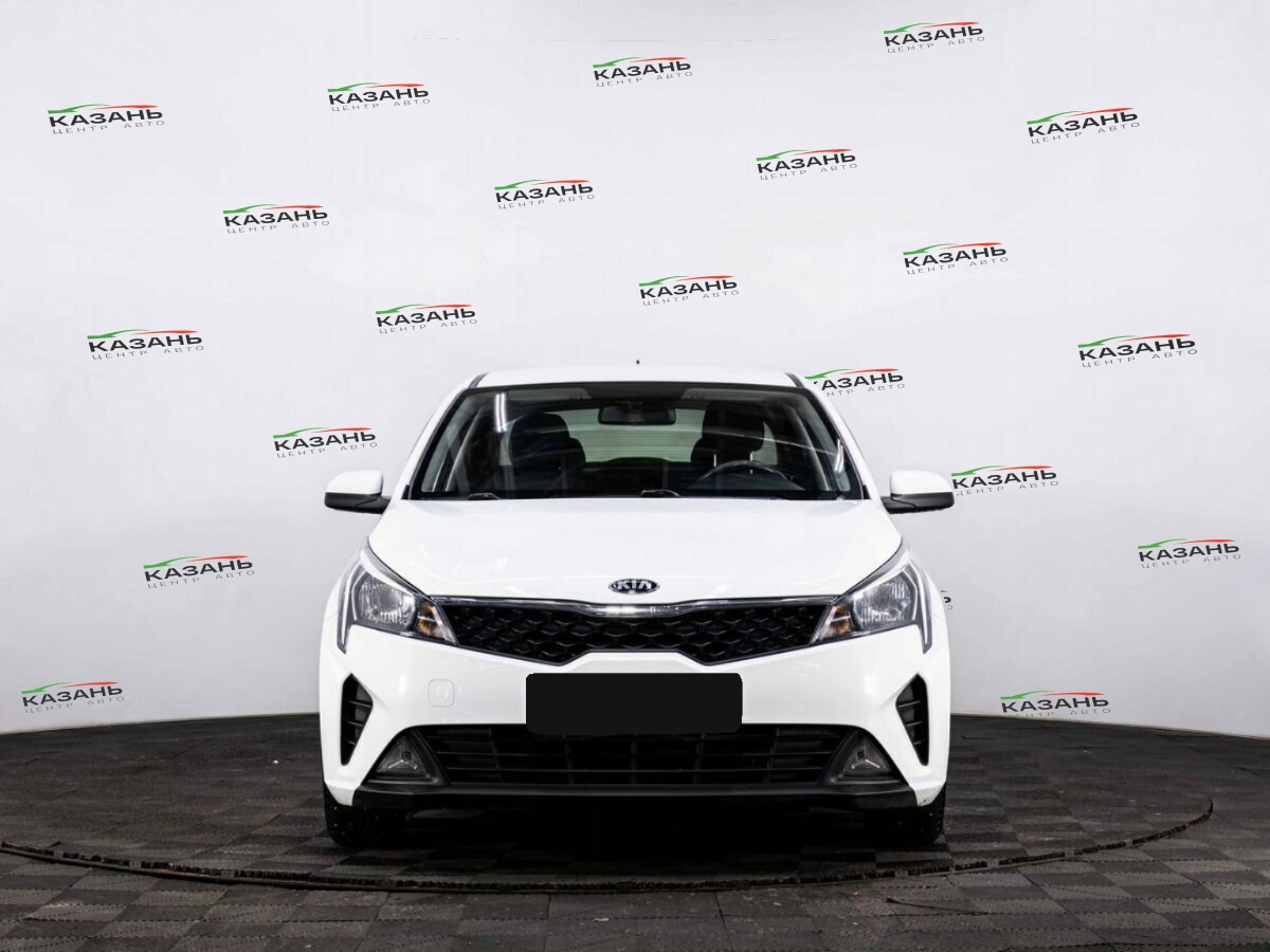 Киа Рио б/у, 2021, Автоматическая. Фото: #1
