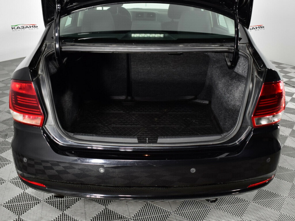 Фольксваген Поло б/у, 2015, Автоматическая. Фото: #13