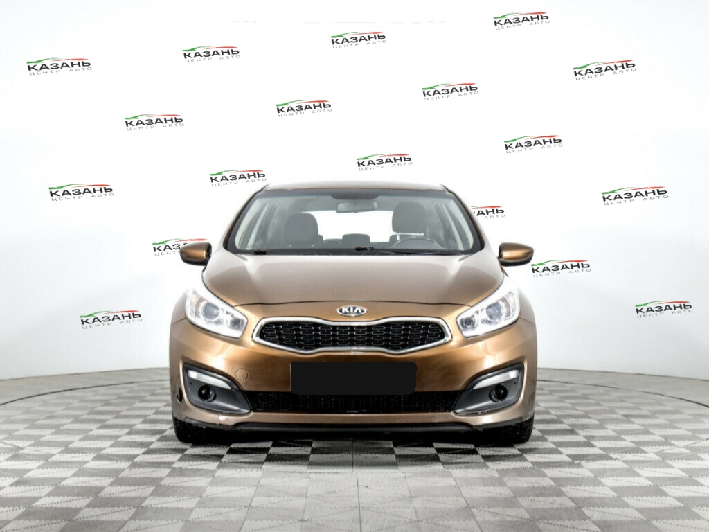 Киа Сид б/у, 2017, Автоматическая. Фото: #1