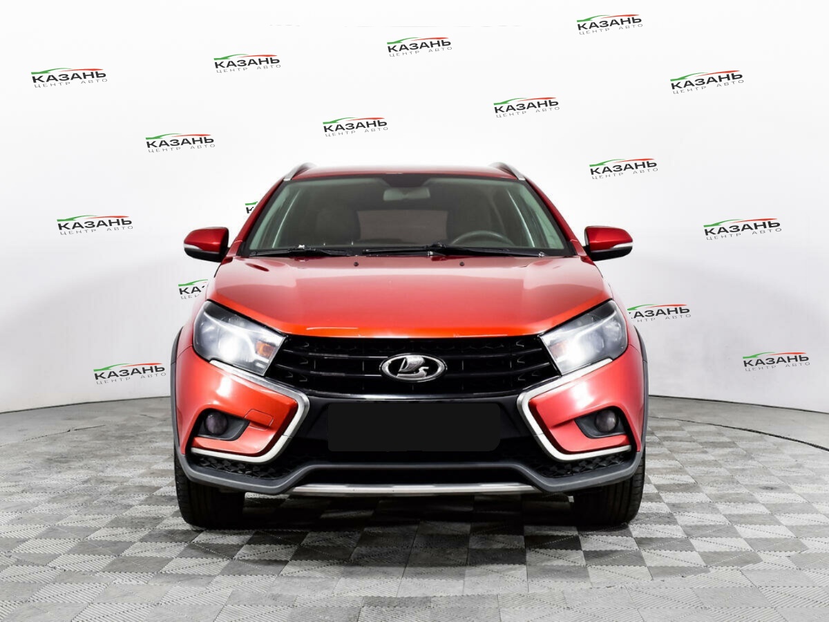 Лада (ВАЗ) Веста б/у, 2020, Механическая. Фото: #1