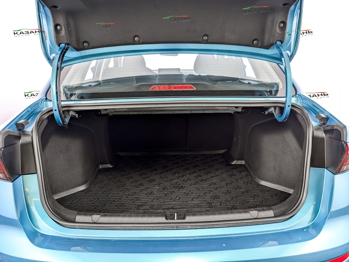 Джили Эмгранд б/у, 2023, Автоматическая. Фото: #9