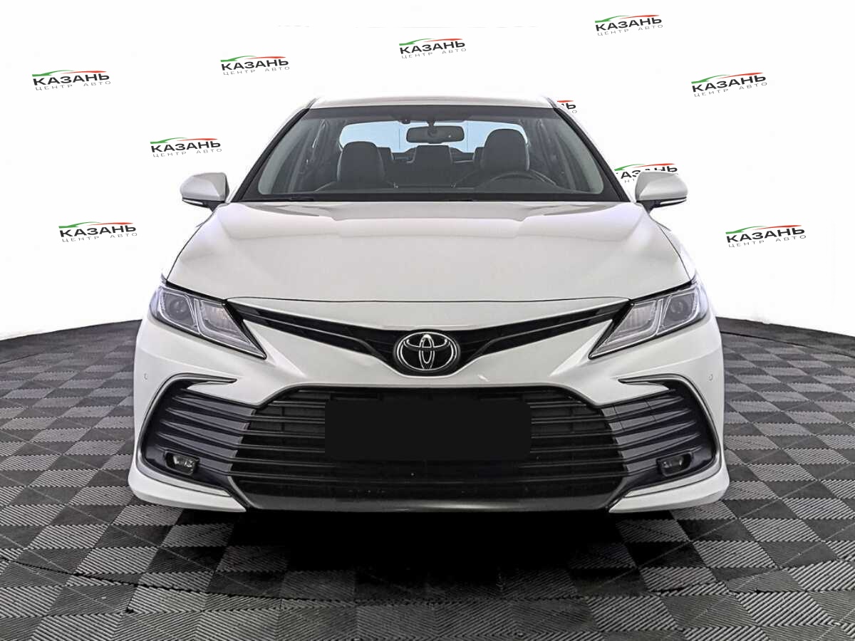 Toyota Camry б/у, 2021, Автоматическая. Фото: #1