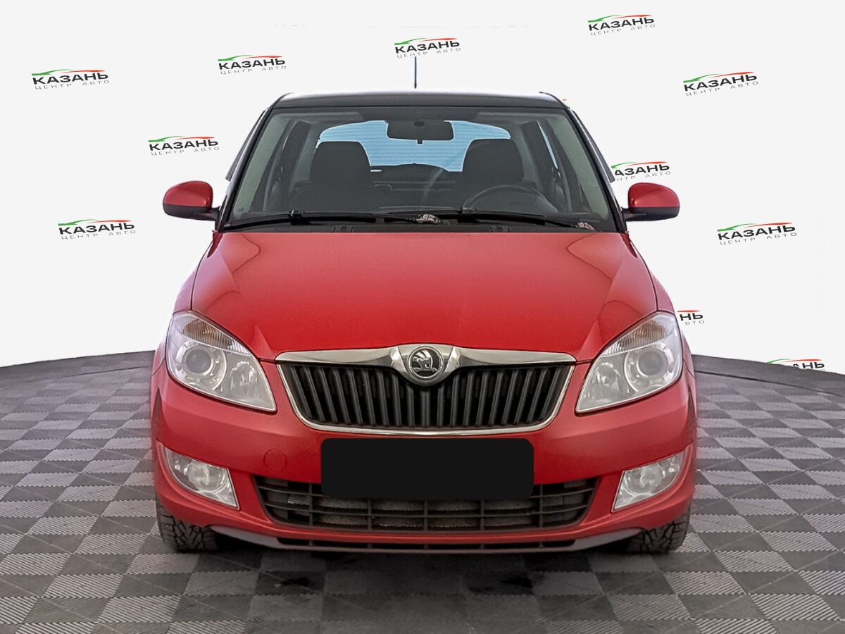 Шкода Фабия б/у, 2013, Автоматическая. Фото: #1