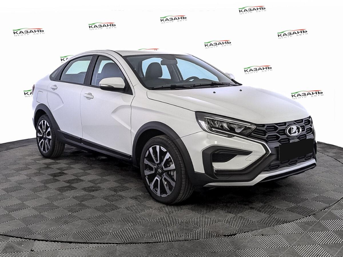 Лада (ВАЗ) Веста б/у, 2024, Механическая. Фото: #2