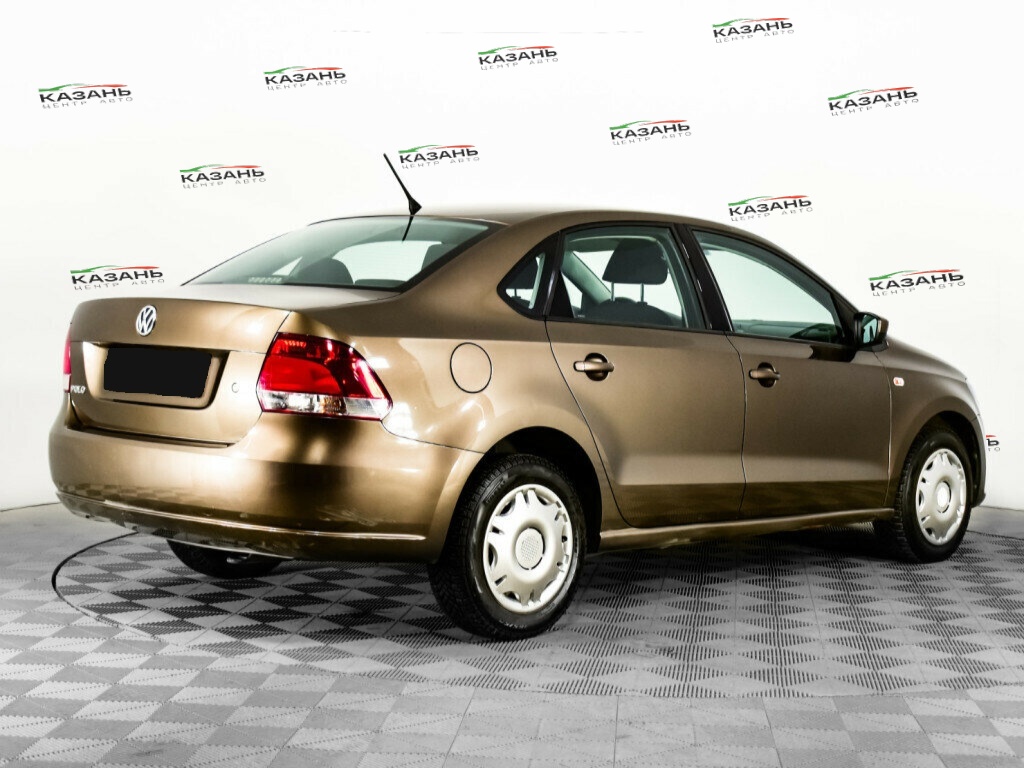Фольксваген Поло б/у, 2015, Автоматическая. Фото: #4