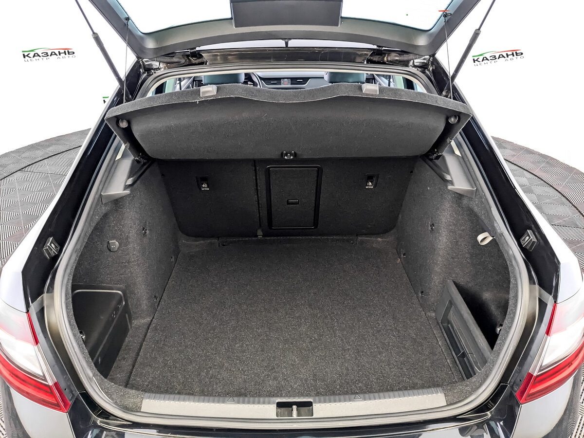 Шкода Октавия б/у, 2019, Роботизированная. Фото: #9