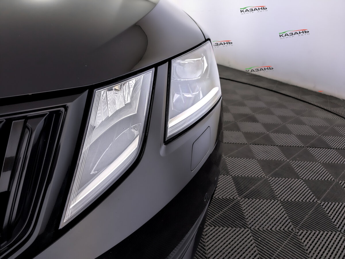 Шкода Октавия б/у, 2019, Роботизированная. Фото: #16