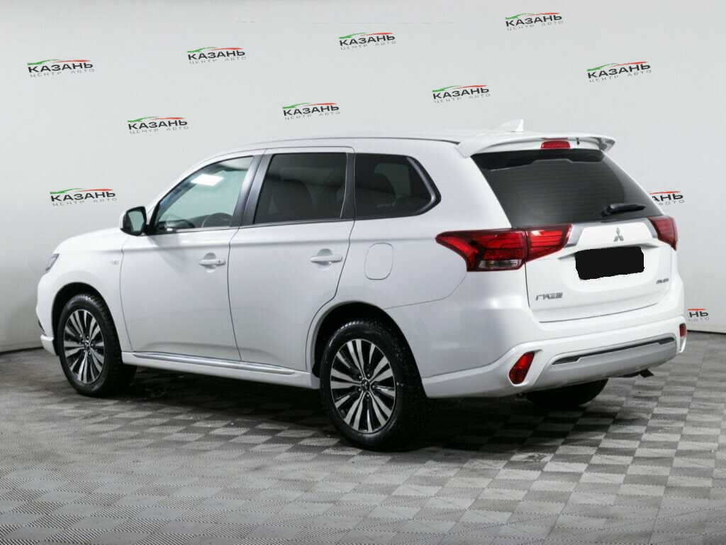 Mitsubishi Outlander б/у, 2022, Вариатор. Фото: #5