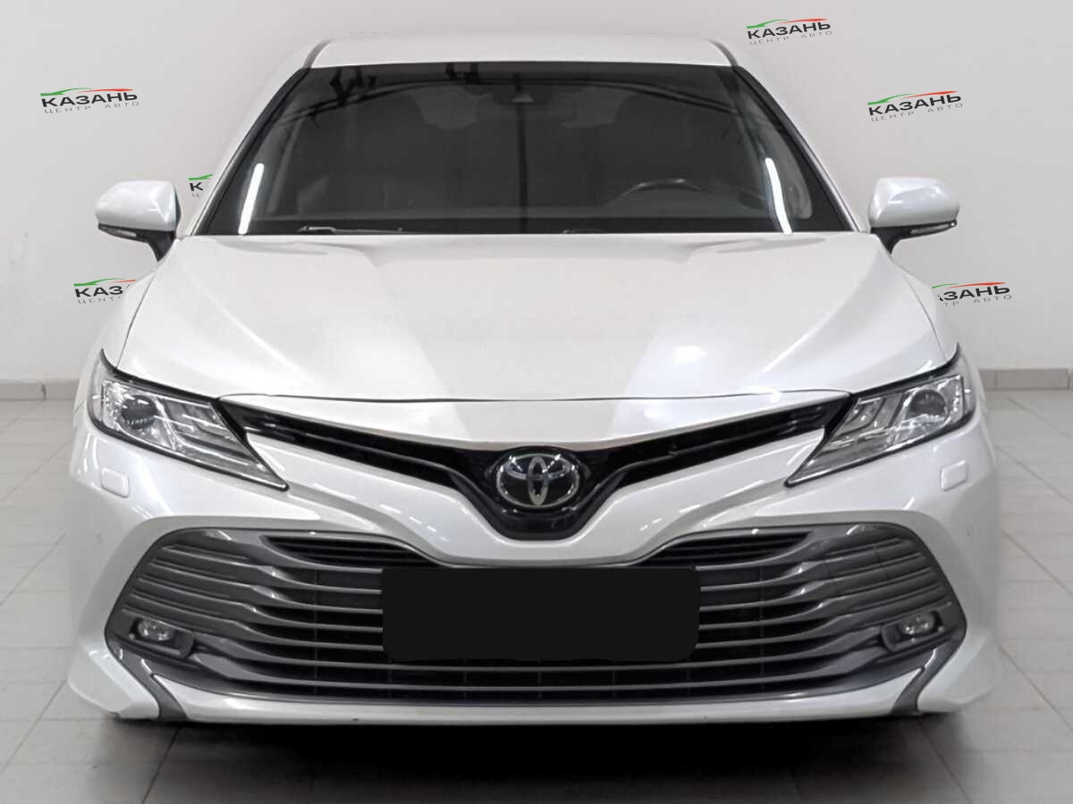 Toyota Camry б/у, 2019, Автоматическая. Фото: #1