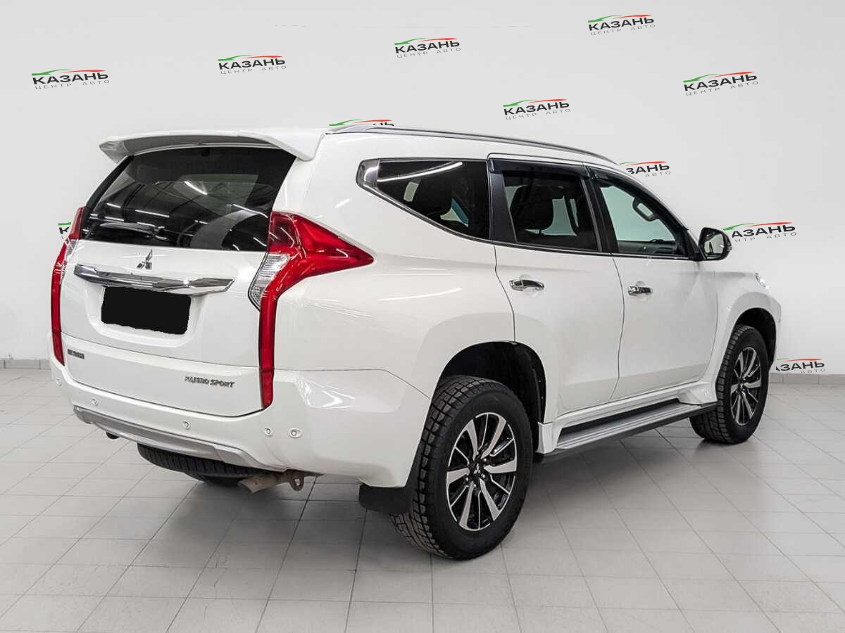 Mitsubishi Pajero Sport б/у, 2017, Автоматическая. Фото: #4