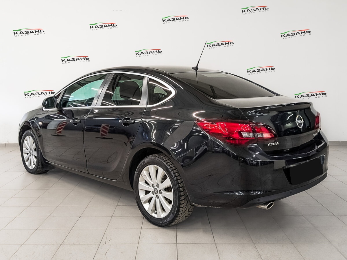 Опель Астра б/у, 2014, Автоматическая. Фото: #6