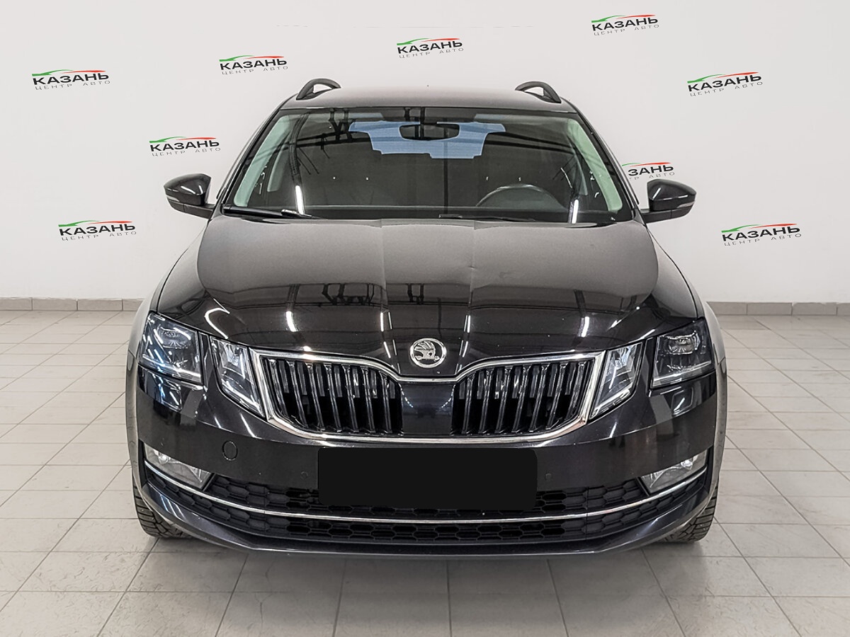 Шкода Октавия б/у, 2019, Роботизированная. Фото: #1