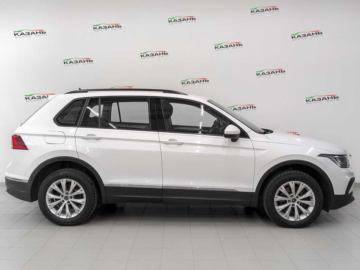 Volkswagen Tiguan б/у, 2021, Роботизированная. Фото: #3