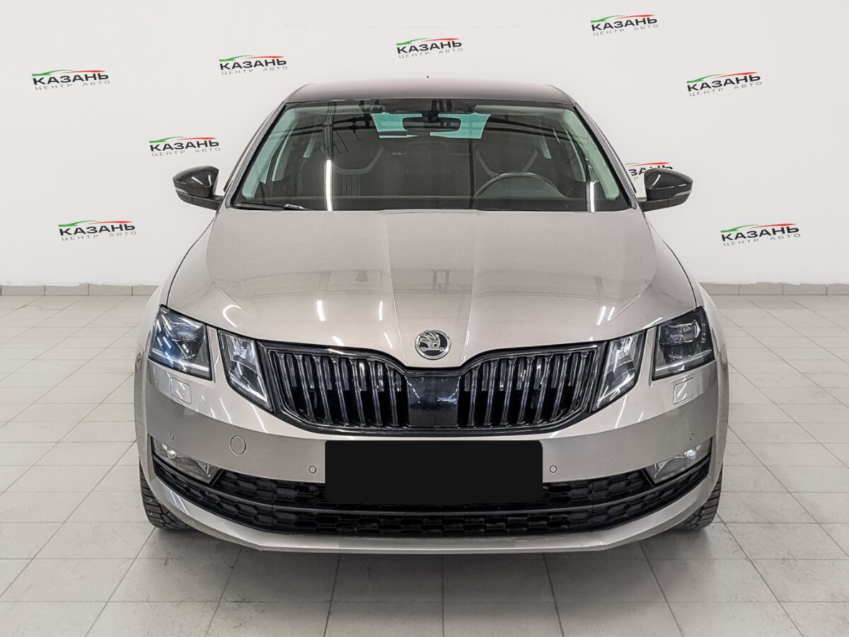 Шкода Октавия б/у, 2019, Роботизированная. Фото: #1