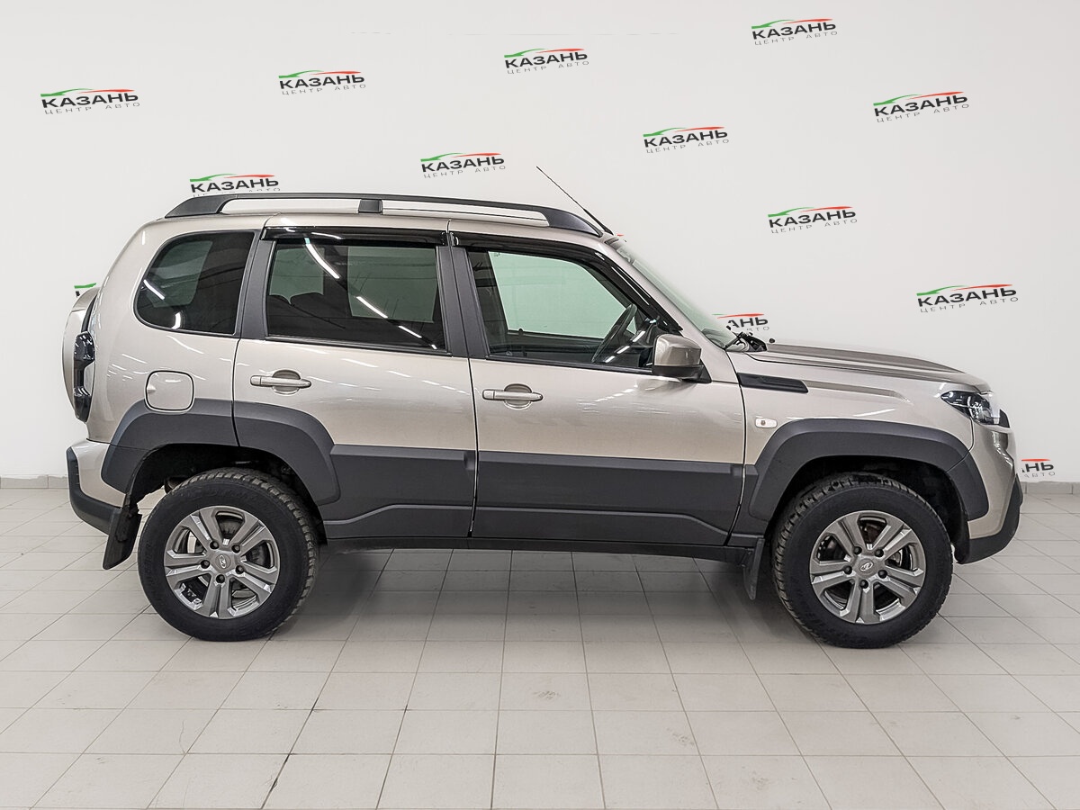 Лада (ВАЗ) Нива б/у, 2021, Механическая. Фото: #3