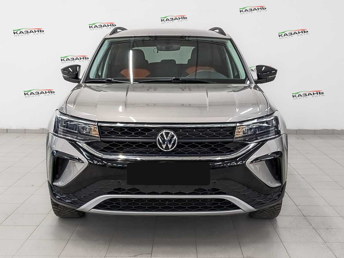Volkswagen Taos б/у, 2021, Автоматическая. Фото: #1