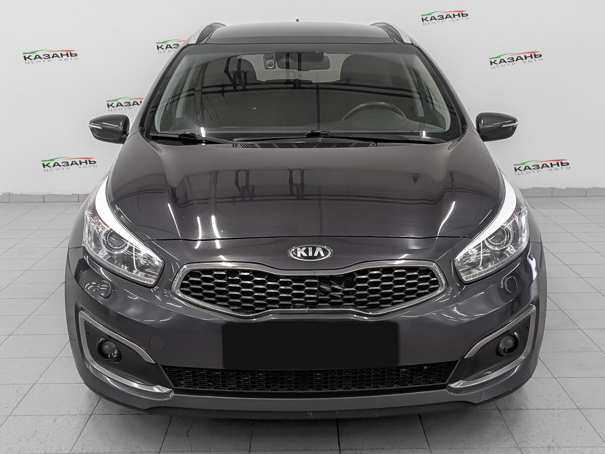 Киа Сид б/у, 2018, Роботизированная. Фото: #1