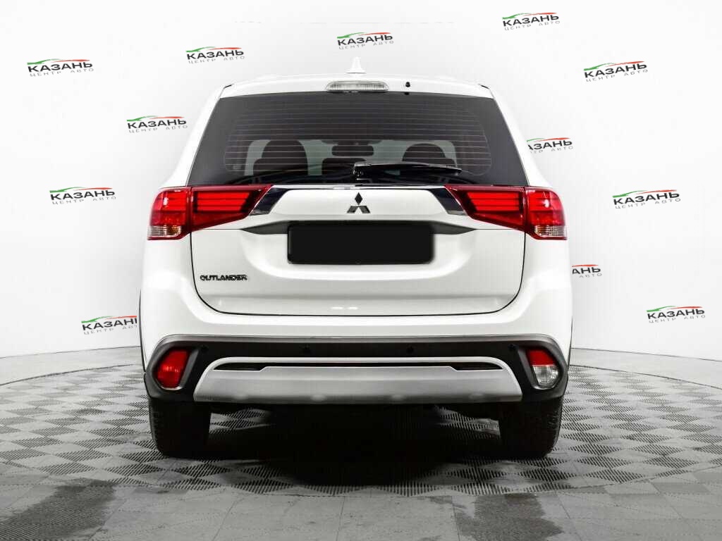 Mitsubishi Outlander б/у, 2020, Вариатор. Фото: #5