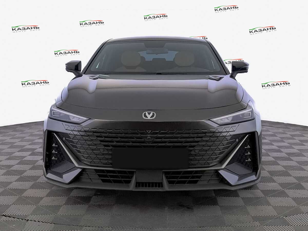 Changan UNI-V б/у, 2022, Роботизированная. Фото: #1