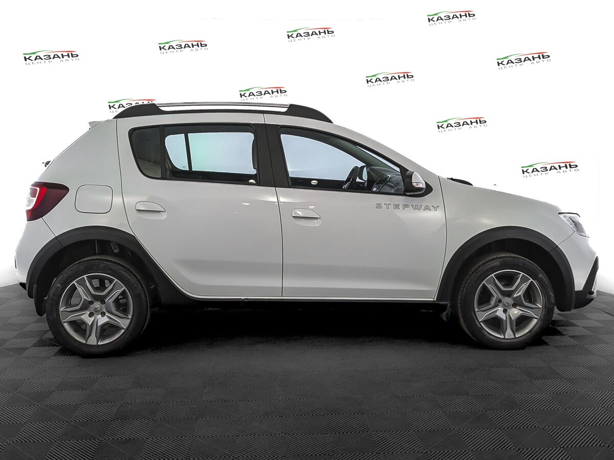 Рено Сандеро б/у, 2019, Автоматическая. Фото: #3