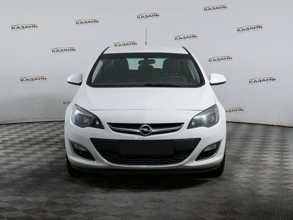 Опель Астра б/у, 2013, Автоматическая. Фото: #1
