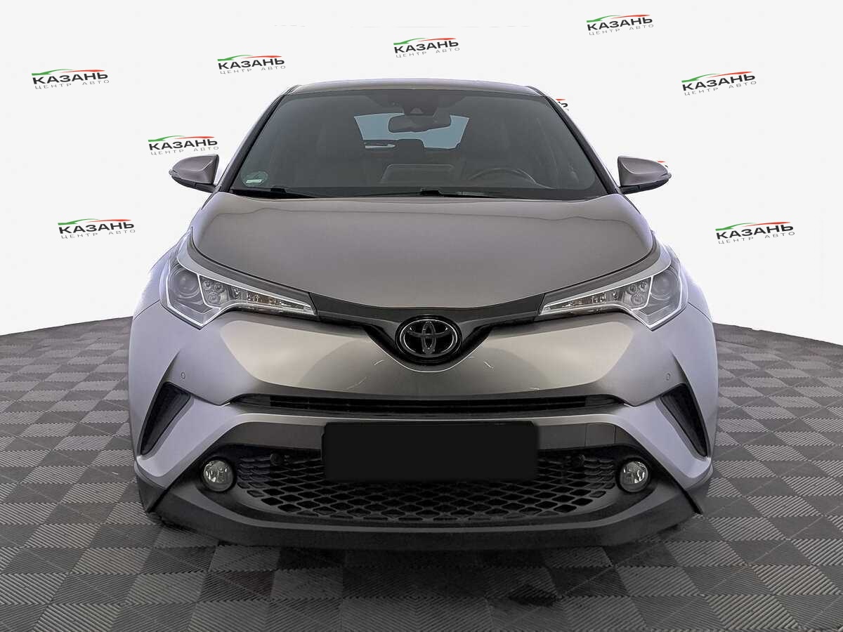 Toyota C-HR б/у, 2017, Вариатор. Фото: #1
