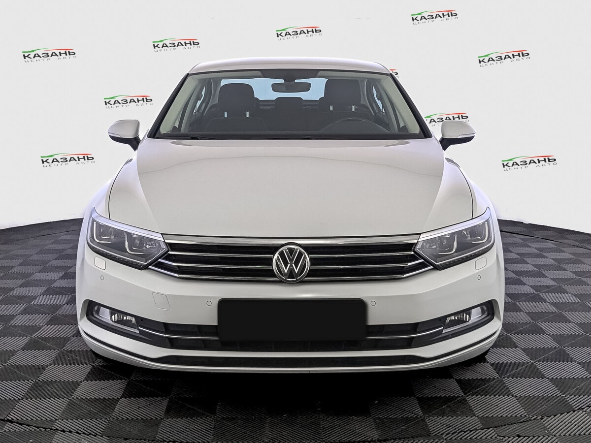 Фольксваген Пассат б/у, 2019, Роботизированная. Фото: #1