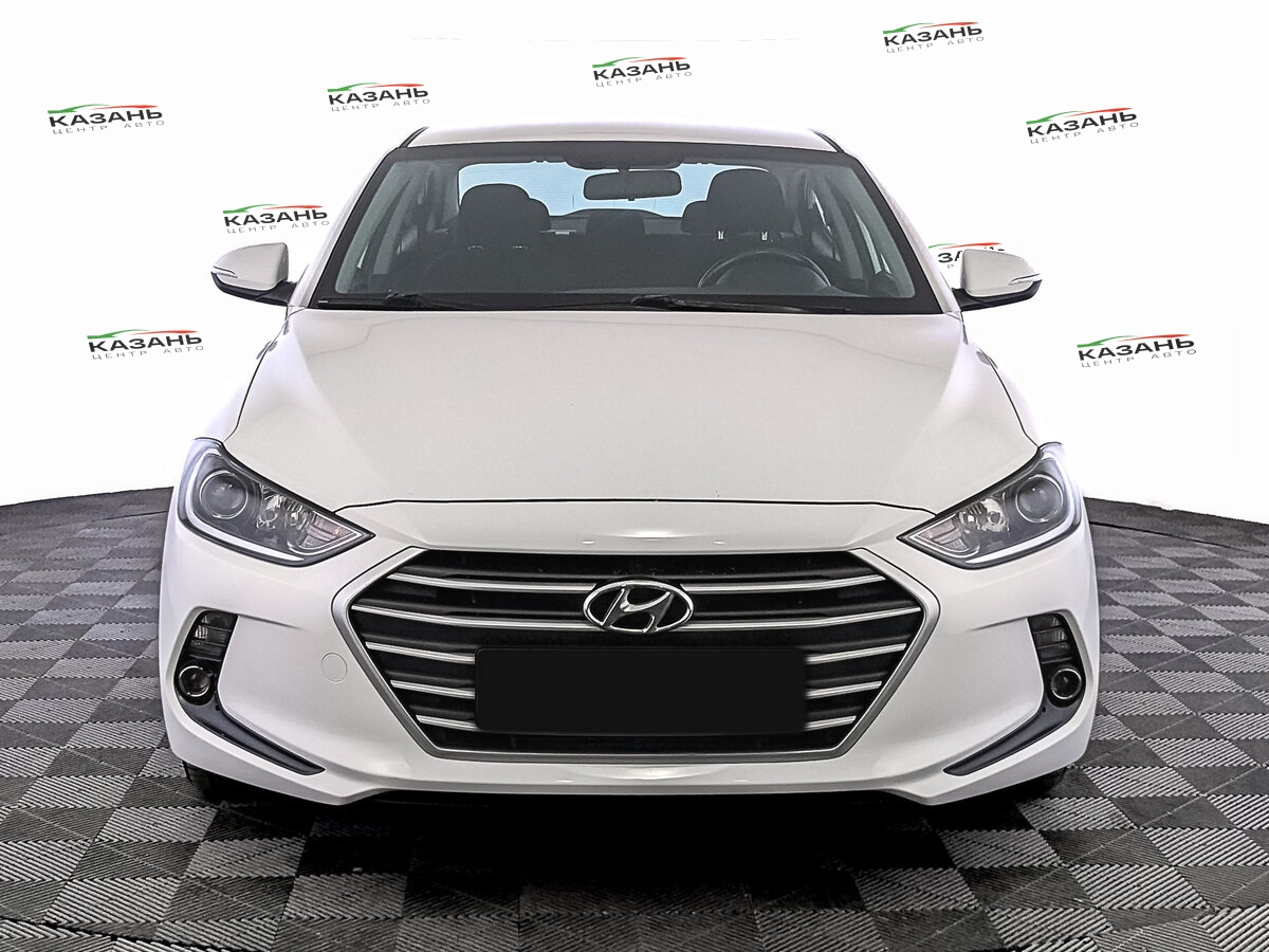 Хендай Елантра б/у, 2018, Автоматическая. Фото: #1