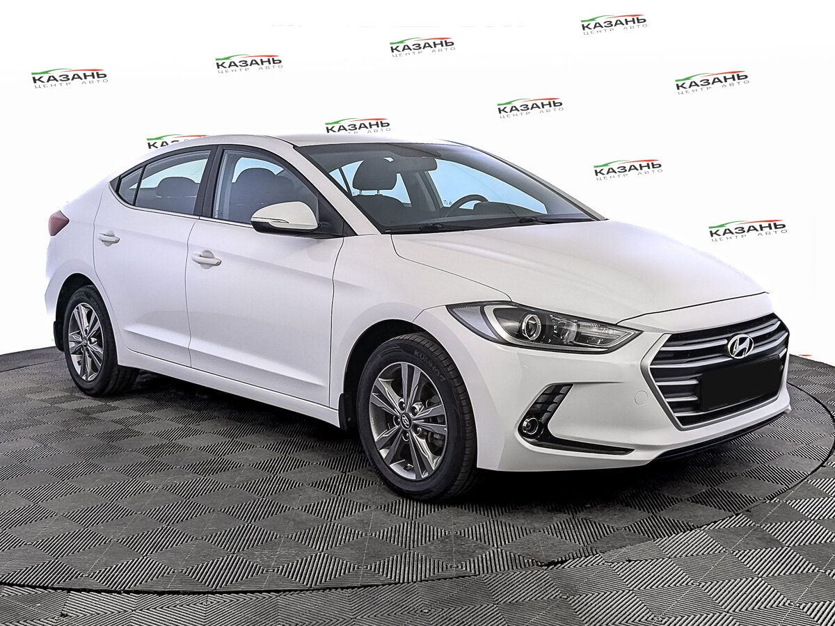 Хендай Елантра б/у, 2018, Автоматическая. Фото: #2