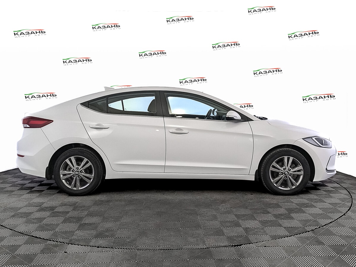 Хендай Елантра б/у, 2018, Автоматическая. Фото: #3
