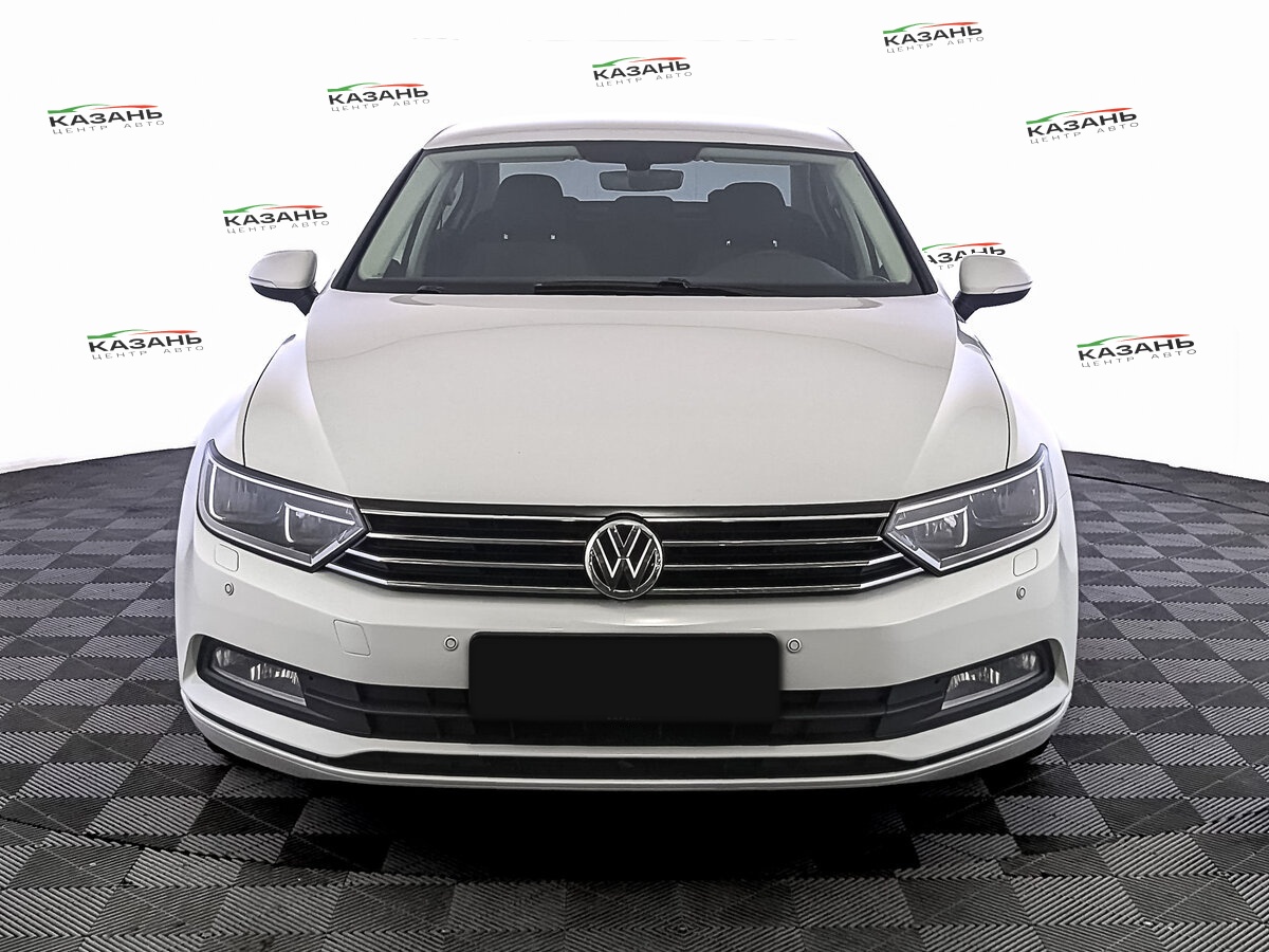 Фольксваген Пассат б/у, 2017, Роботизированная. Фото: #1