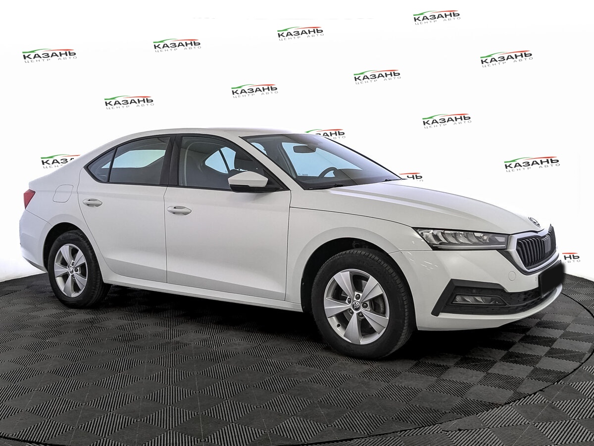 Шкода Октавия б/у, 2021, Автоматическая. Фото: #2