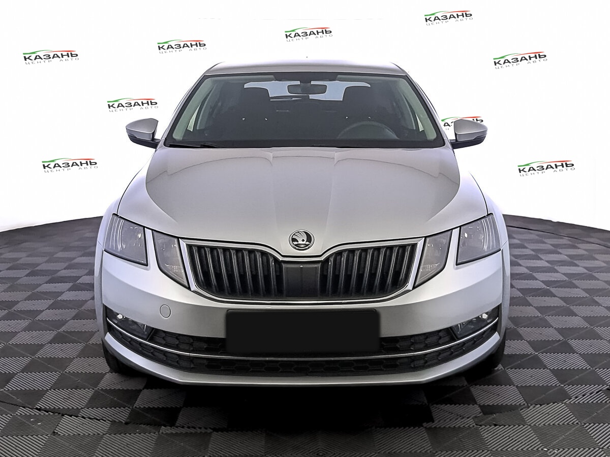 Шкода Октавия б/у, 2018, Роботизированная. Фото: #1