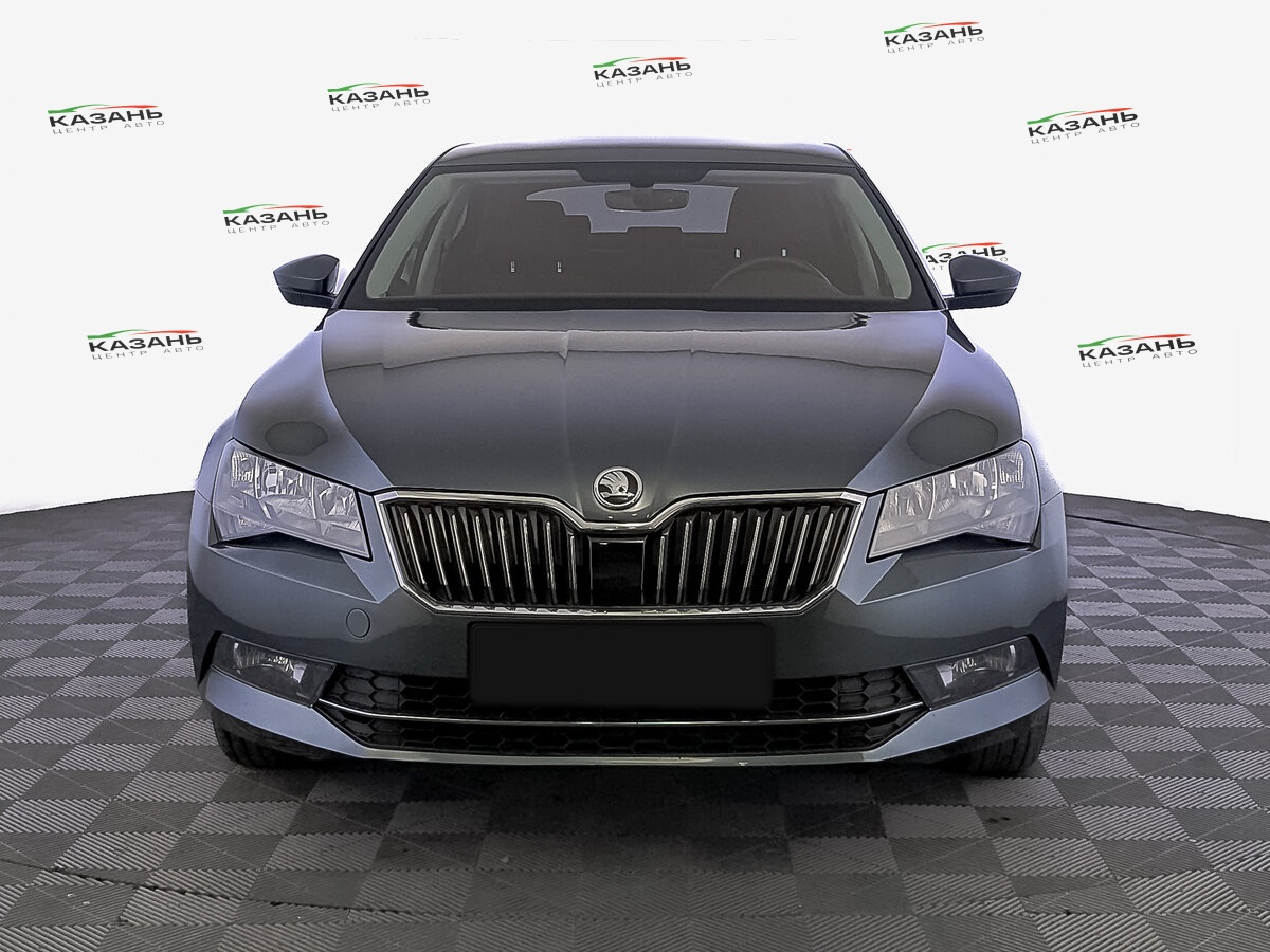 Шкода Суперб б/у, 2019, Роботизированная. Фото: #1