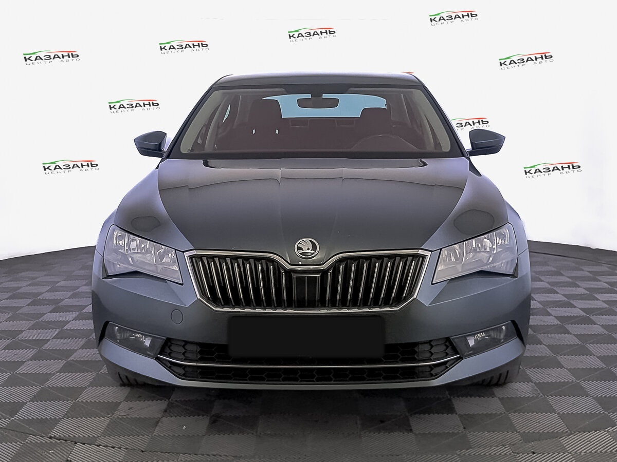 Шкода Суперб б/у, 2019, Роботизированная. Фото: #1