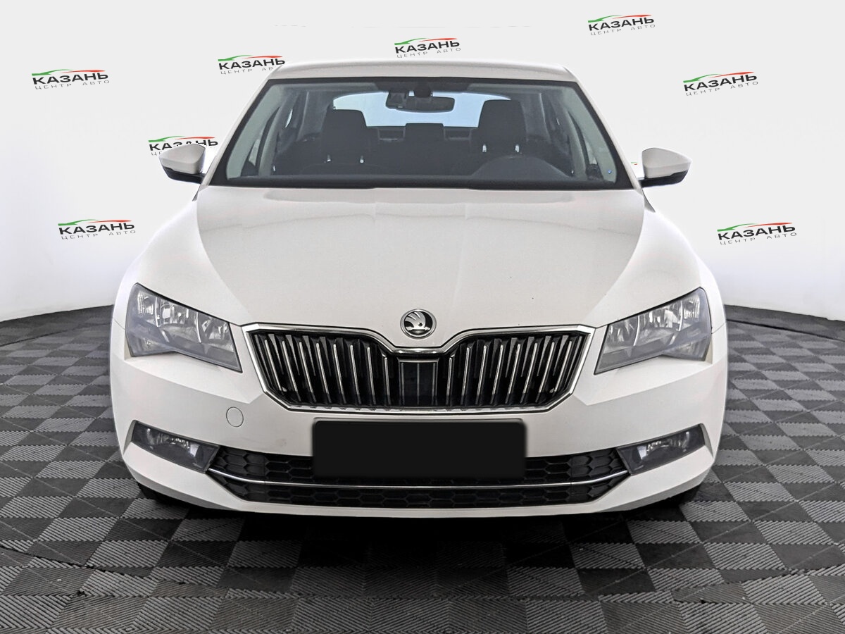 Шкода Суперб б/у, 2017, Роботизированная. Фото: #1