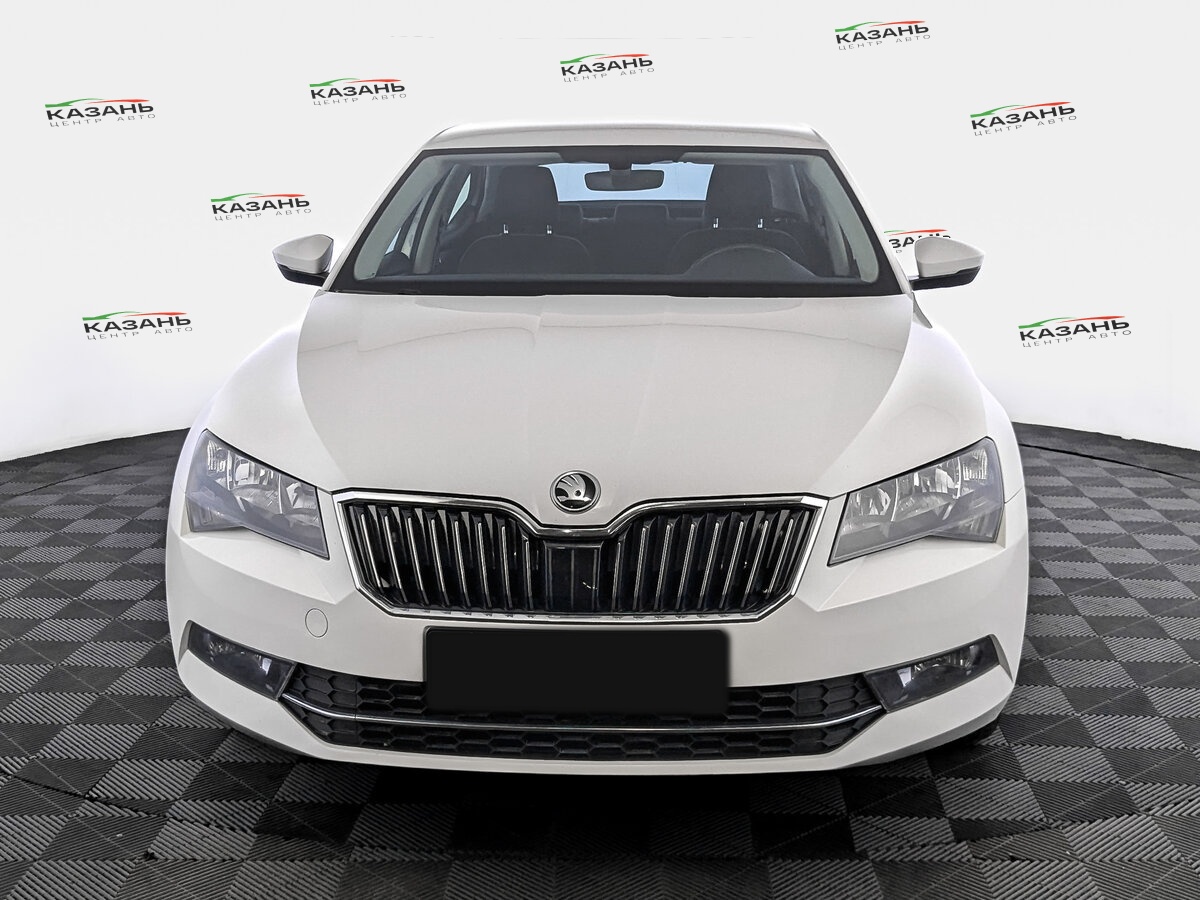 Шкода Суперб б/у, 2017, Роботизированная. Фото: #1