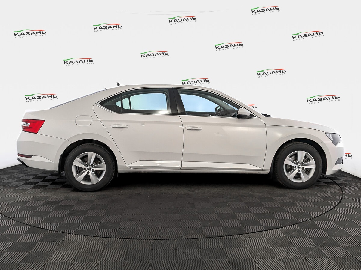 Шкода Суперб б/у, 2017, Роботизированная. Фото: #3